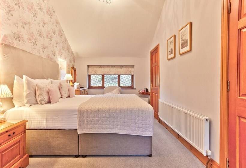 بنسيون Hill Crest Country Guest House