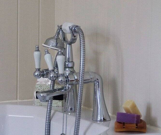 بنسيون Linndhu House