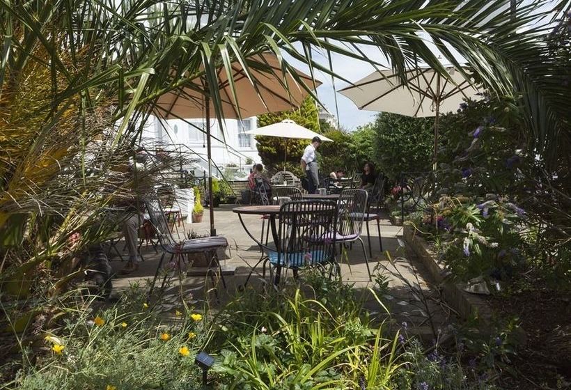 پانسیون The Gleneagles Guesthouse