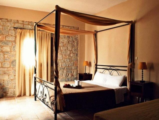 پانسیون Vlyhada Guesthouse