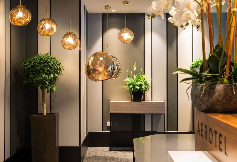 Aerotel London Heathrow T2 & T3