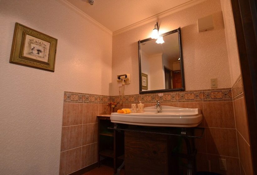 ペンション Country Hotel Red Fox