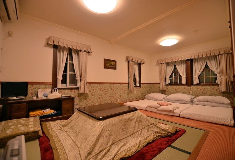 ペンション Country Hotel Red Fox