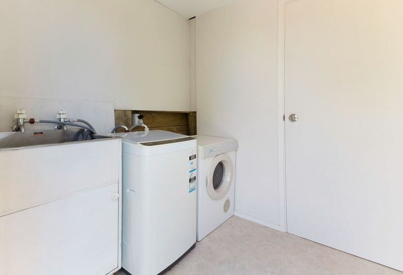 Tiri Cottage   Seaviews In Oneroa