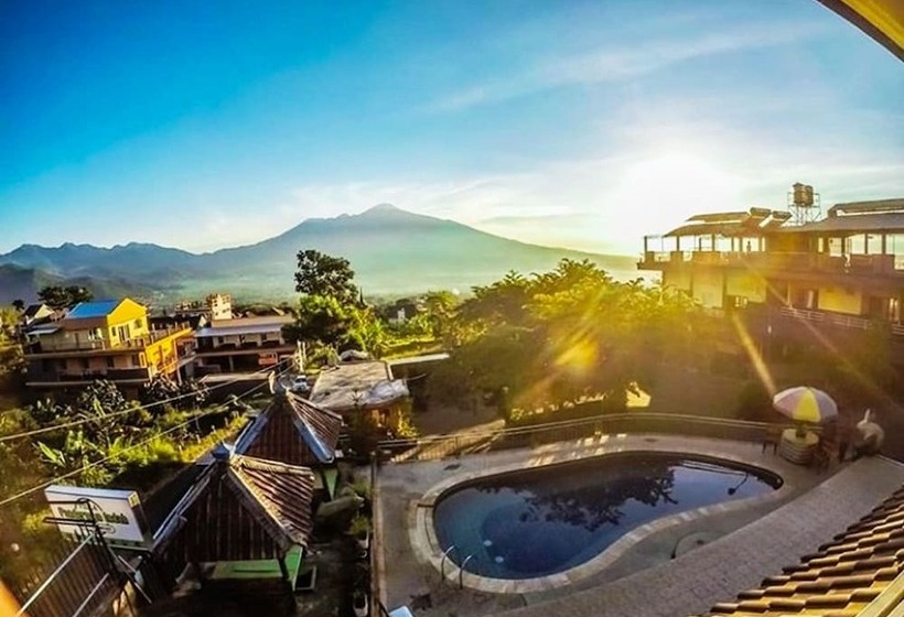 تختخواب و صبحانه Batuque Town Villa 2