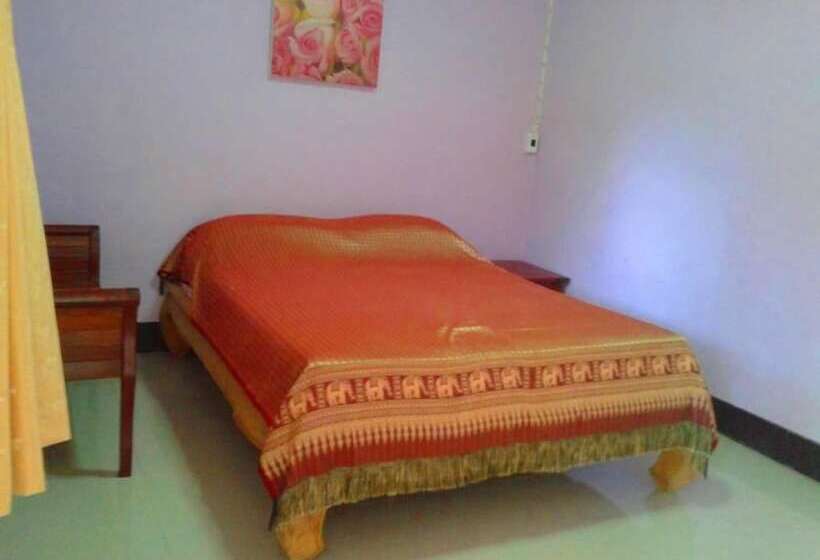 فندق At Home Suanphung