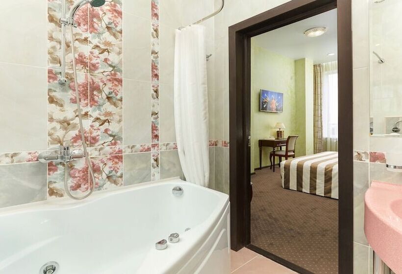 בית מלון כפרי Kapitolinn