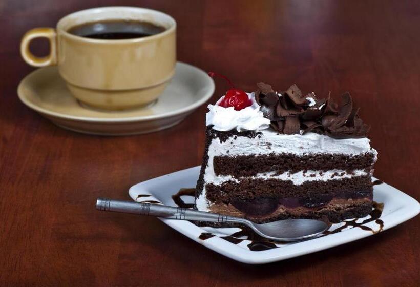 هتل Roung Nakhone Vang Vieng