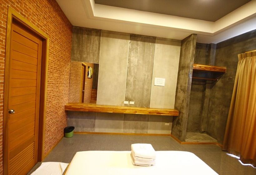 هتل Suanmaithara Resort