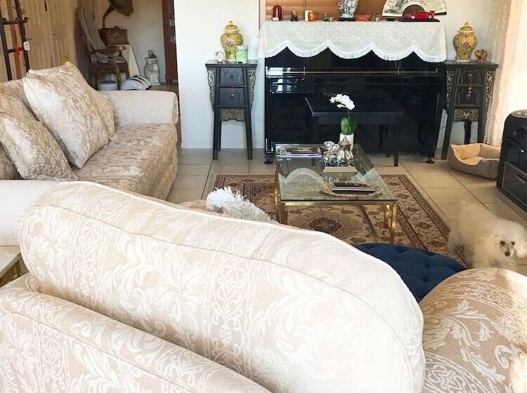 Mountain View B&b