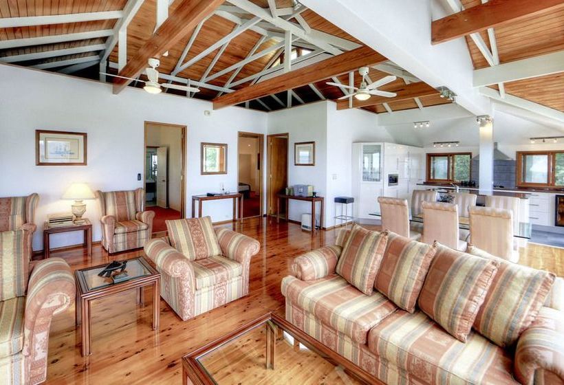 Forrester Court Clifftop Cottages