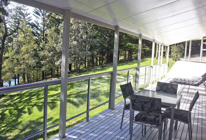 Forrester Court Clifftop Cottages