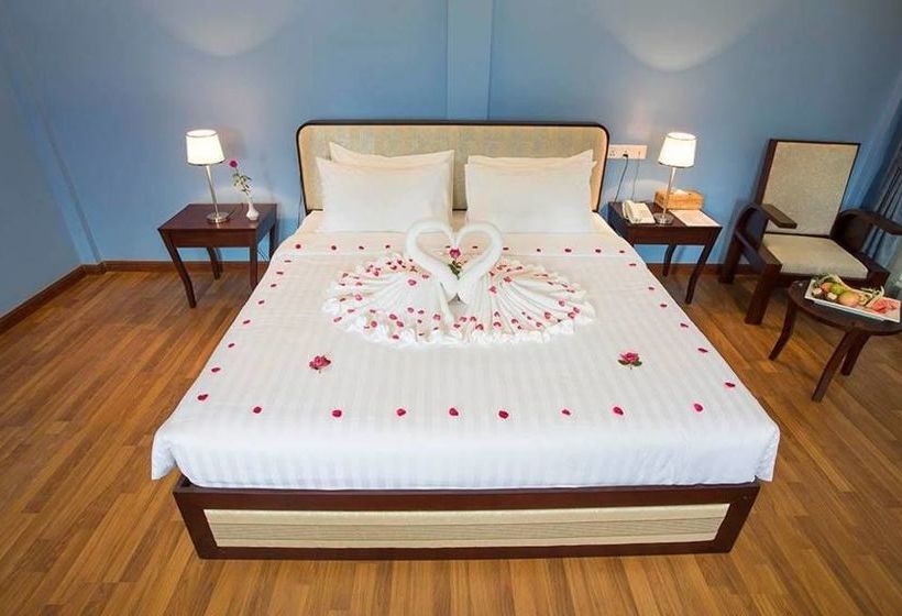 酒店 Azura Beach Resort