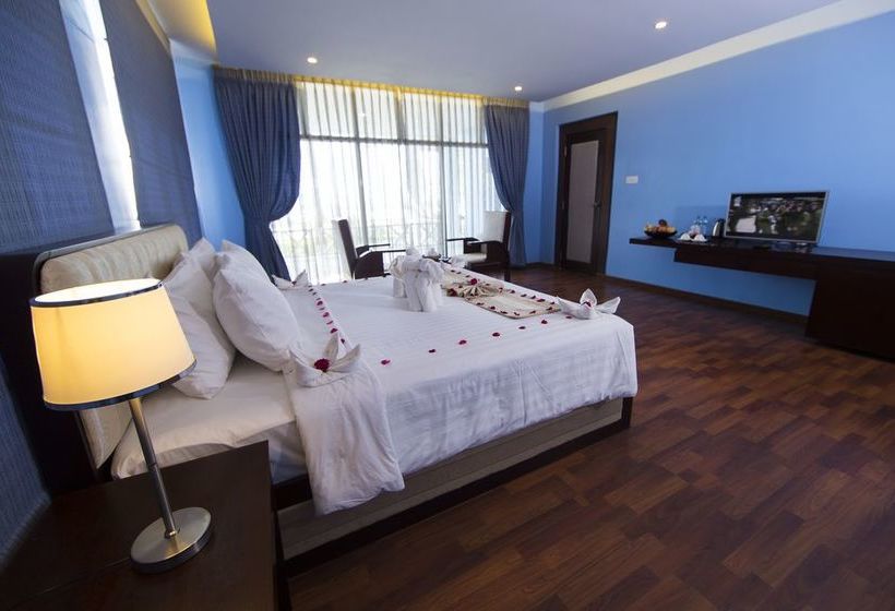 酒店 Azura Beach Resort