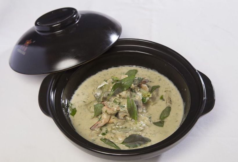 酒店 Azura Beach Resort