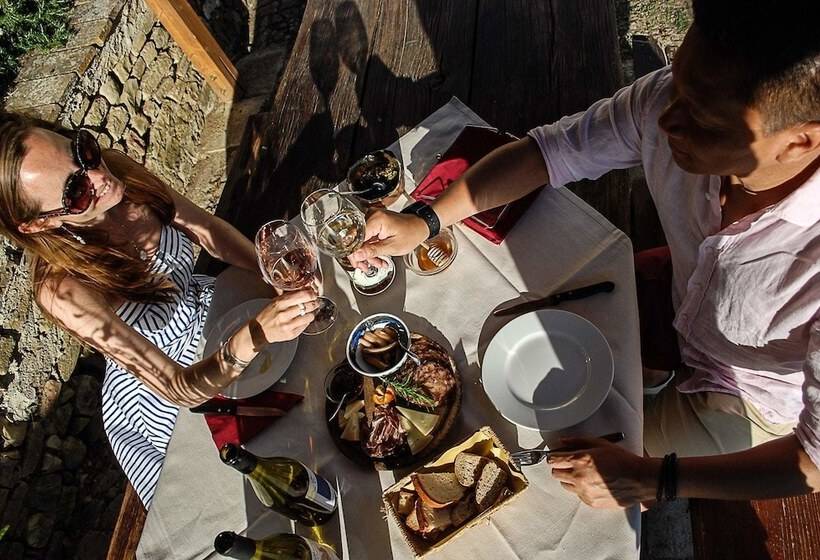 فندق Bio Agriturismo La Ginestra