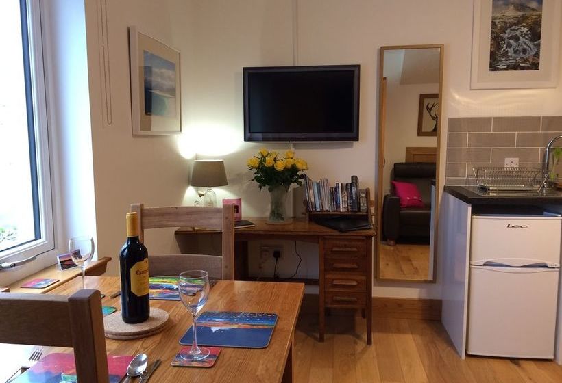 فندق Lochedge Lodge