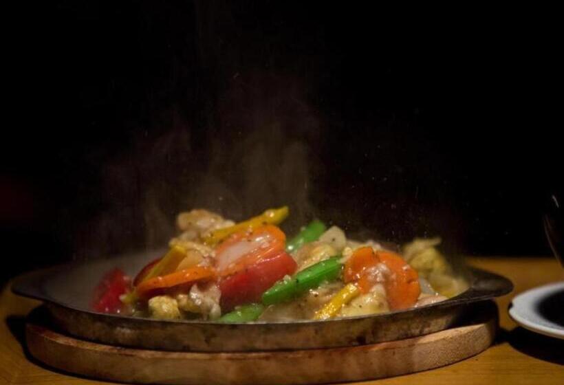 בית מלון כפרי Koh Mook De Tara Beach Resort