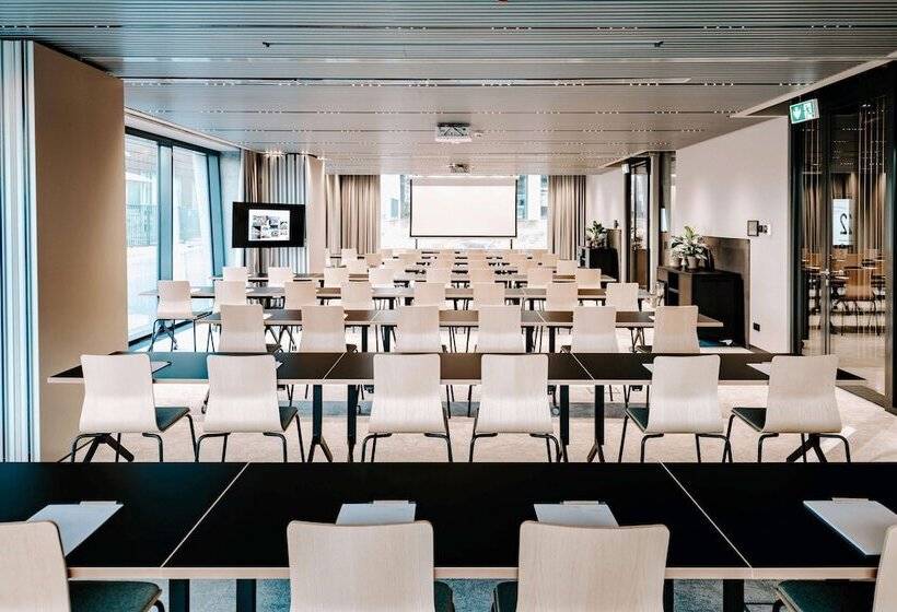 هتل Vienna House By Wyndham Mokotow Warsaw