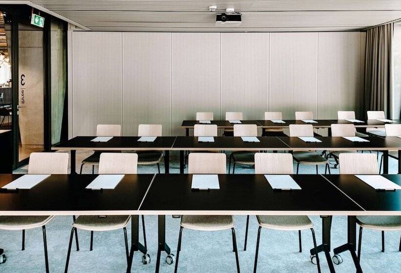 هتل Vienna House By Wyndham Mokotow Warsaw