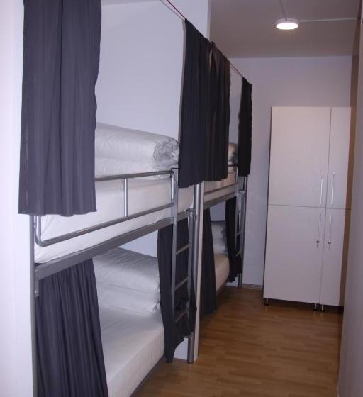 Art Hostel