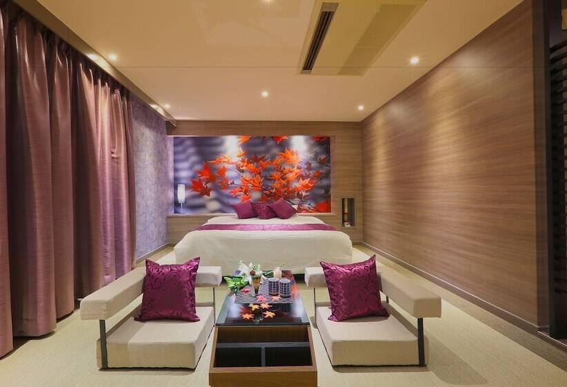 فندق A La Mode   Adult Only