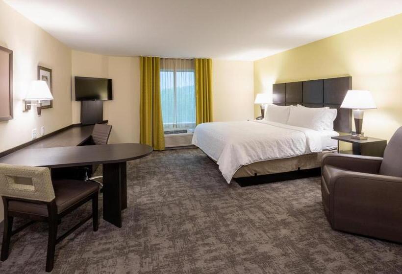 בית מלון כפרי Candlewood Suites   Rochester Mayo Clinic Area