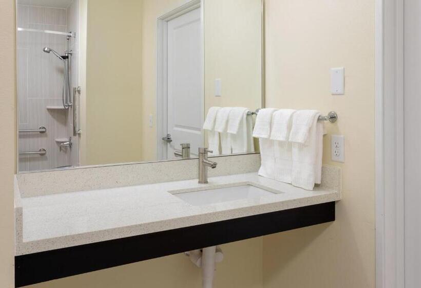 בית מלון כפרי Candlewood Suites   Rochester Mayo Clinic Area