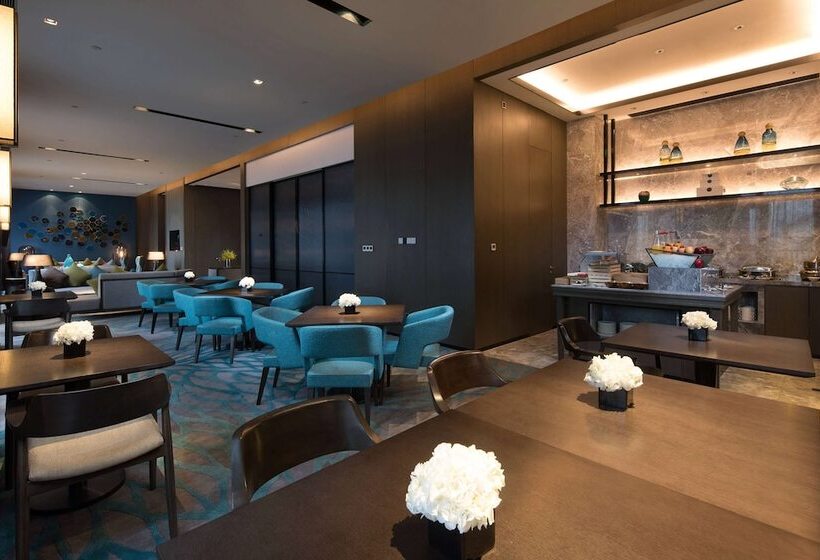 호텔 Doubletree By Hilton Qingdao Oriental Movie Metropolis