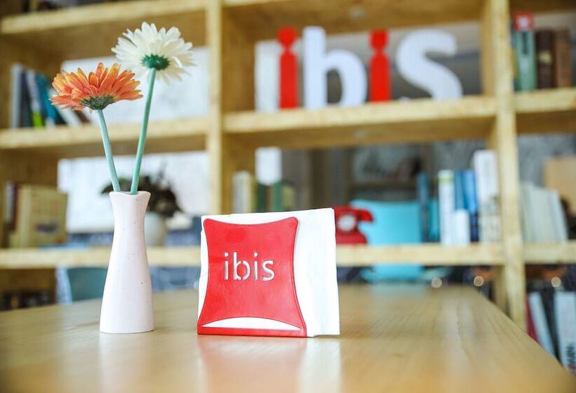 בית מלון כפרי Ibis Weinan Normal University Chaoyang Street