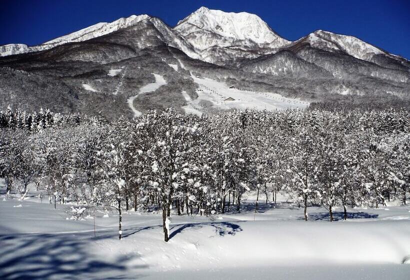فندق Mont Cervin Myoko