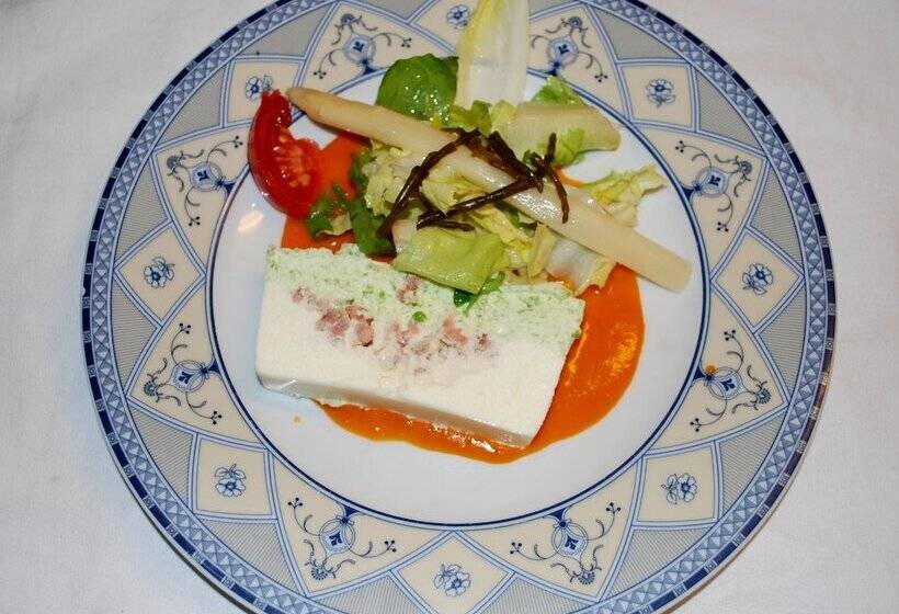 ホテル Logis Auberge Le Petit Pont