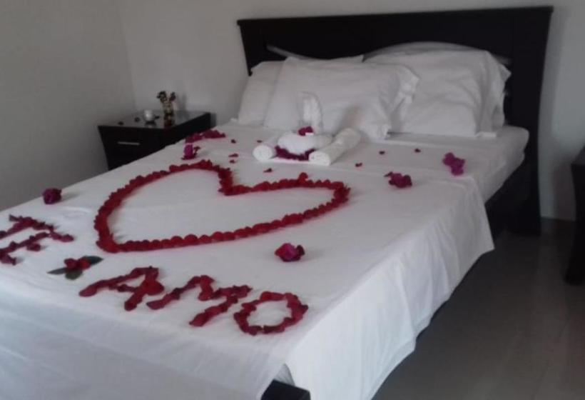 هتل Campestre La Toscana