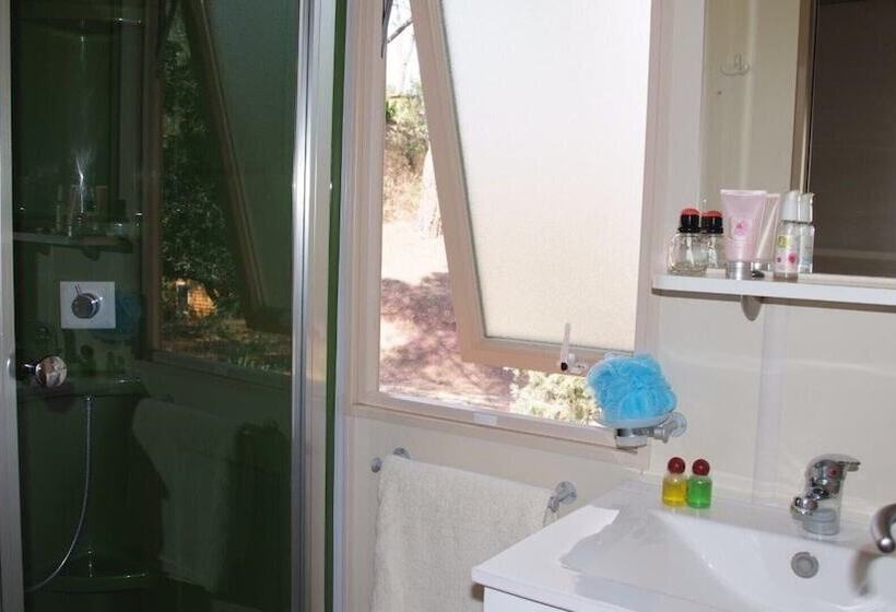 هتل Camping Tikayan Les Cigales