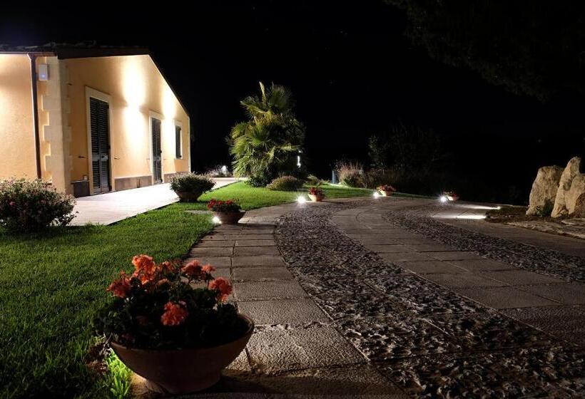 هتل Domus Hyblaea Resort