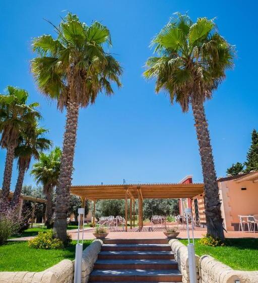 هتل Domus Hyblaea Resort