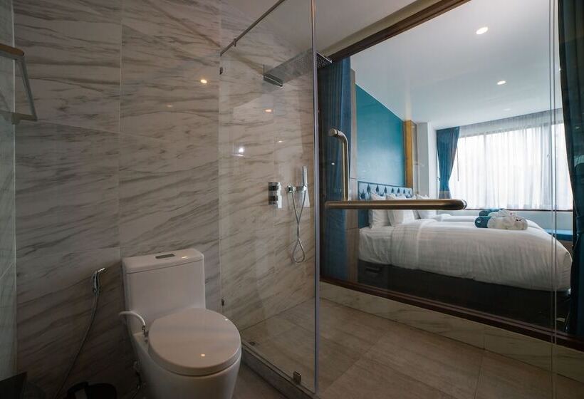 هتل Oceana Resort Phuket