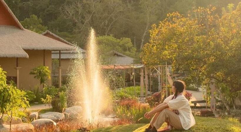 هتل Recall Isaan Isan Concept At Khaoyai Sha Extra Plus