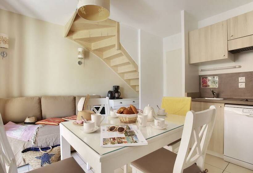 בית מלון כפרי Residence Odalys Le Mas Des Flamants