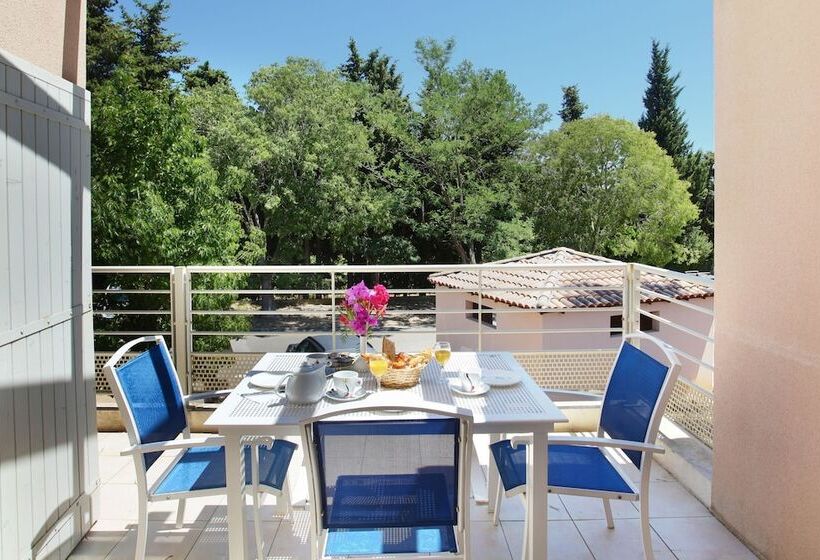 ホテル Residence Odalys Les Oceanides