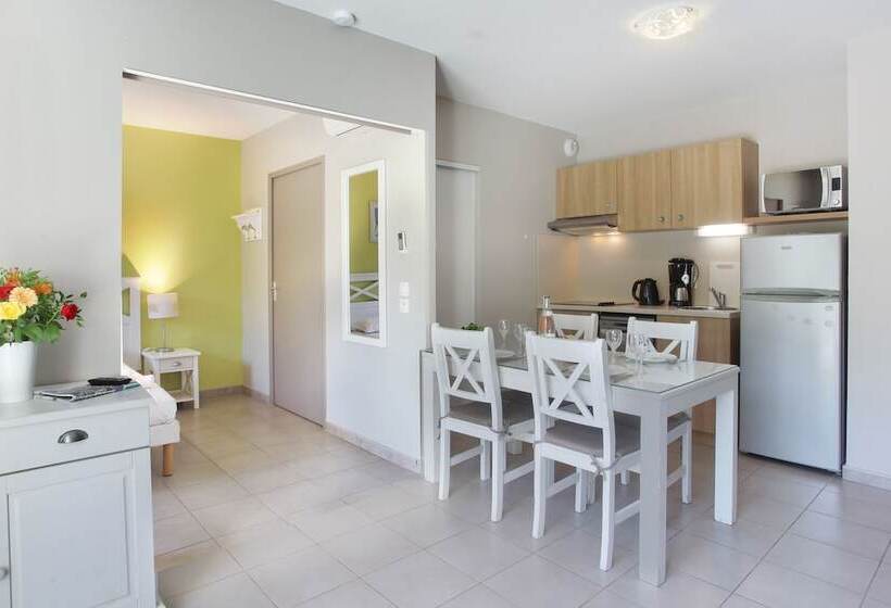 ホテル Residence Odalys Les Oceanides