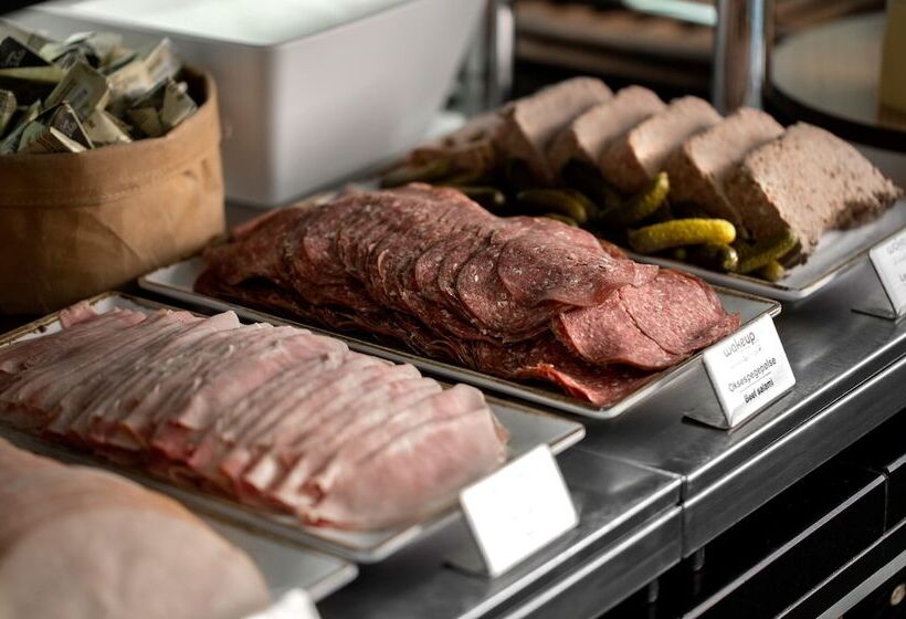 هتل Wakeup Copenhagen   Bernstorffsgade