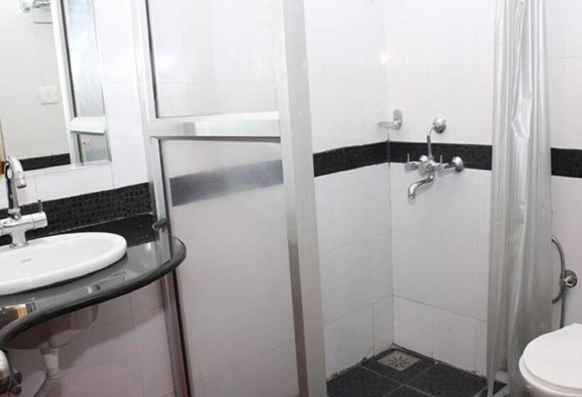 Time & Leisure Hotels