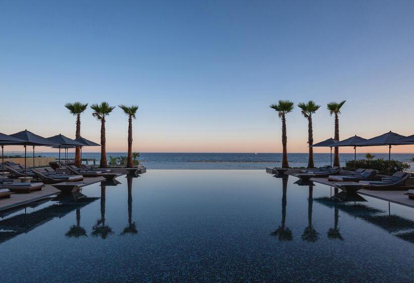 هتل Amara  Sea Your Only View™