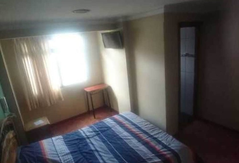 هتل Bolivian Heights Hostel