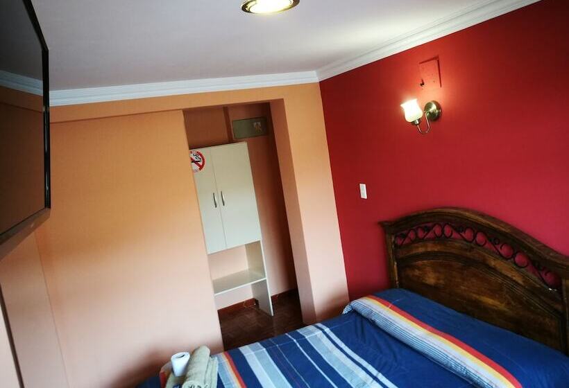 هتل Bolivian Heights Hostel