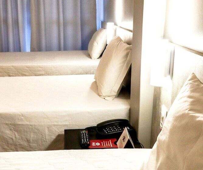 هتل Brasil Express