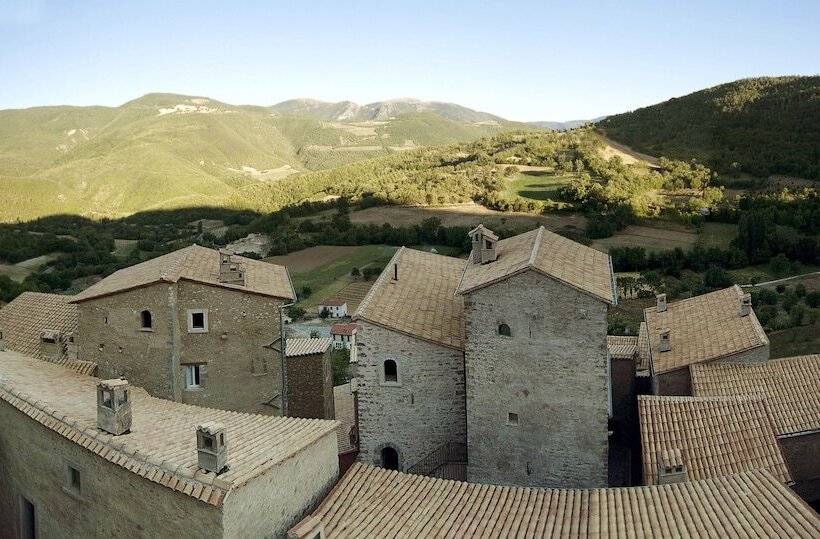호텔 Castello Di Postignano Relais