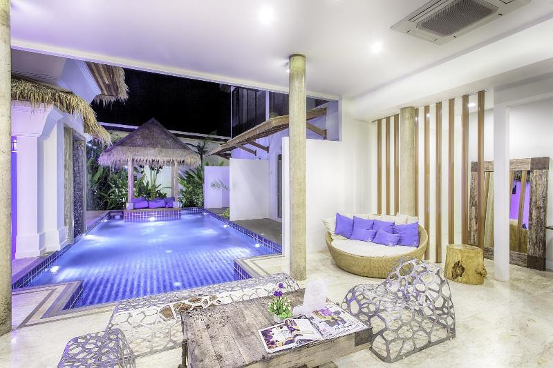 Отель Escape Villa