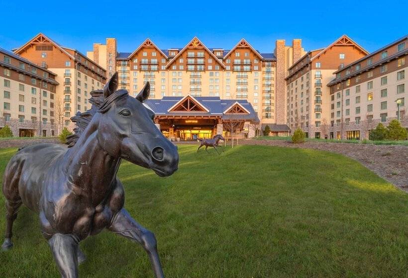 هتل Gaylord Rockies Resort & Convention Center